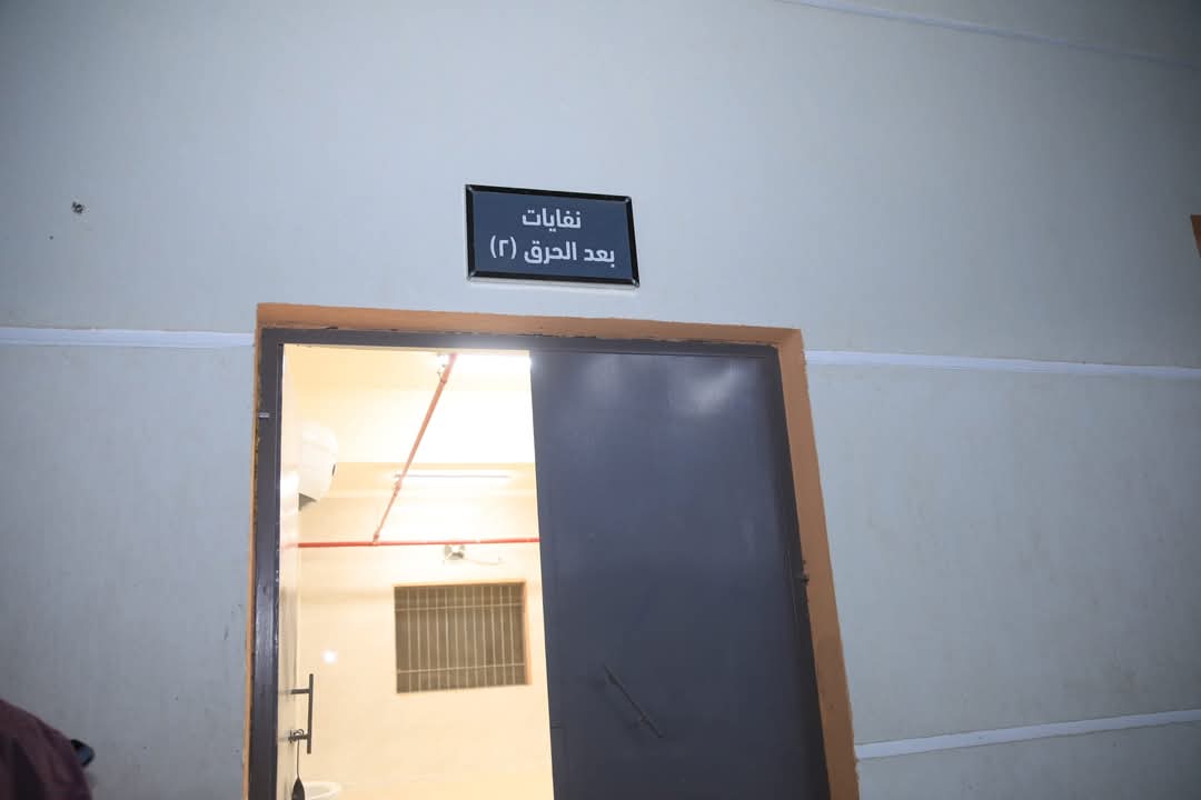 1000759889