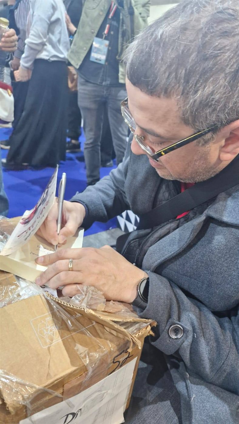 الروائي محمد سمير ندا
