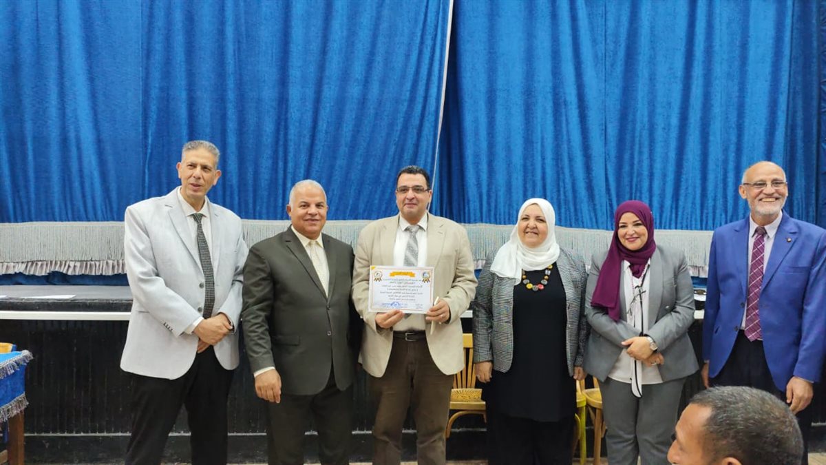 تكريم الفائزين بمسابقة