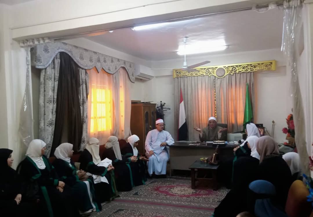 وكيل أوقاف الفيوم يجتمع بالواعظات بالمديرية ويؤكد:أنتن شركاء مع الأئمة والدعاه