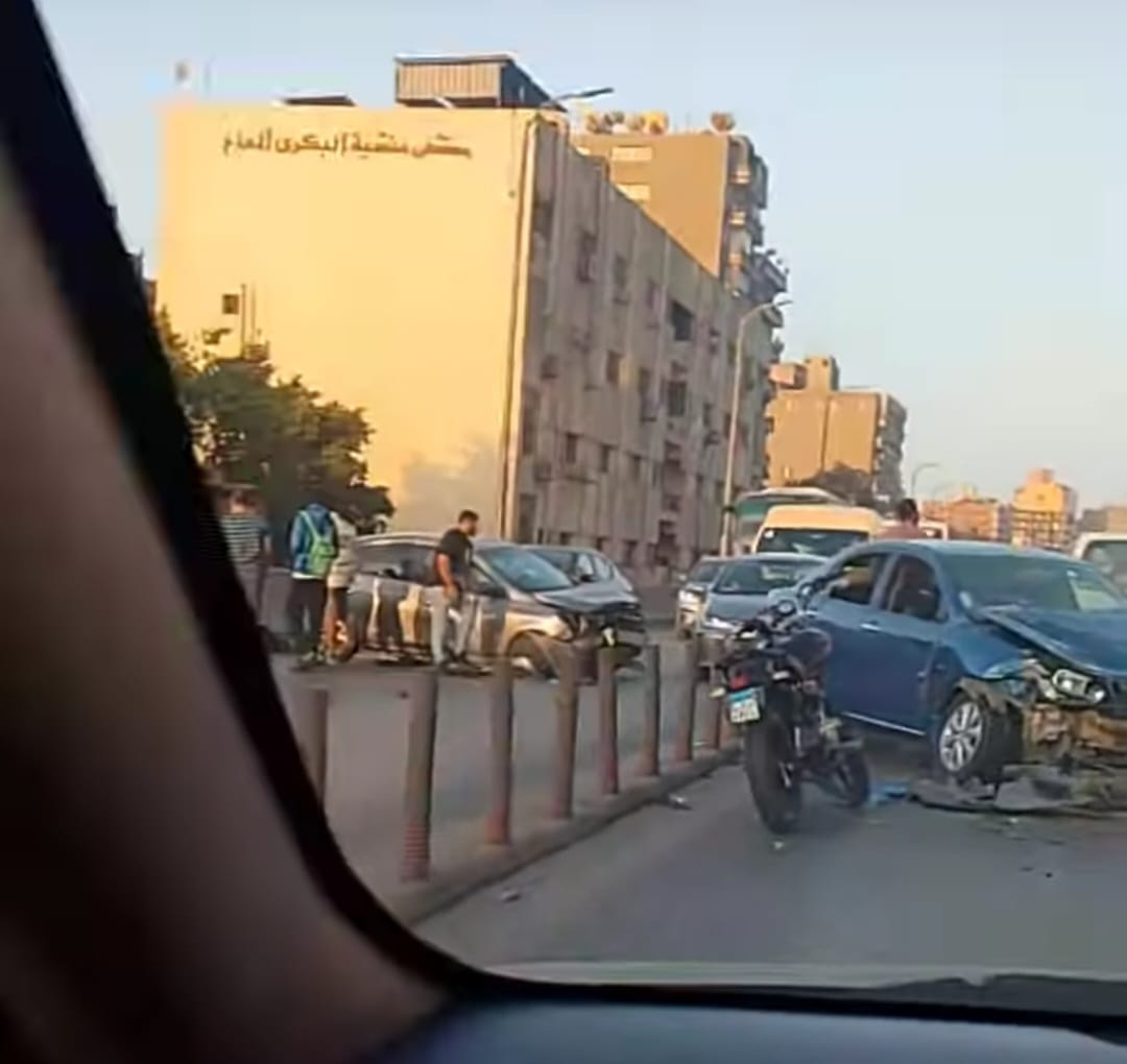 حادث مروع أعلى كوبري جسر السويس