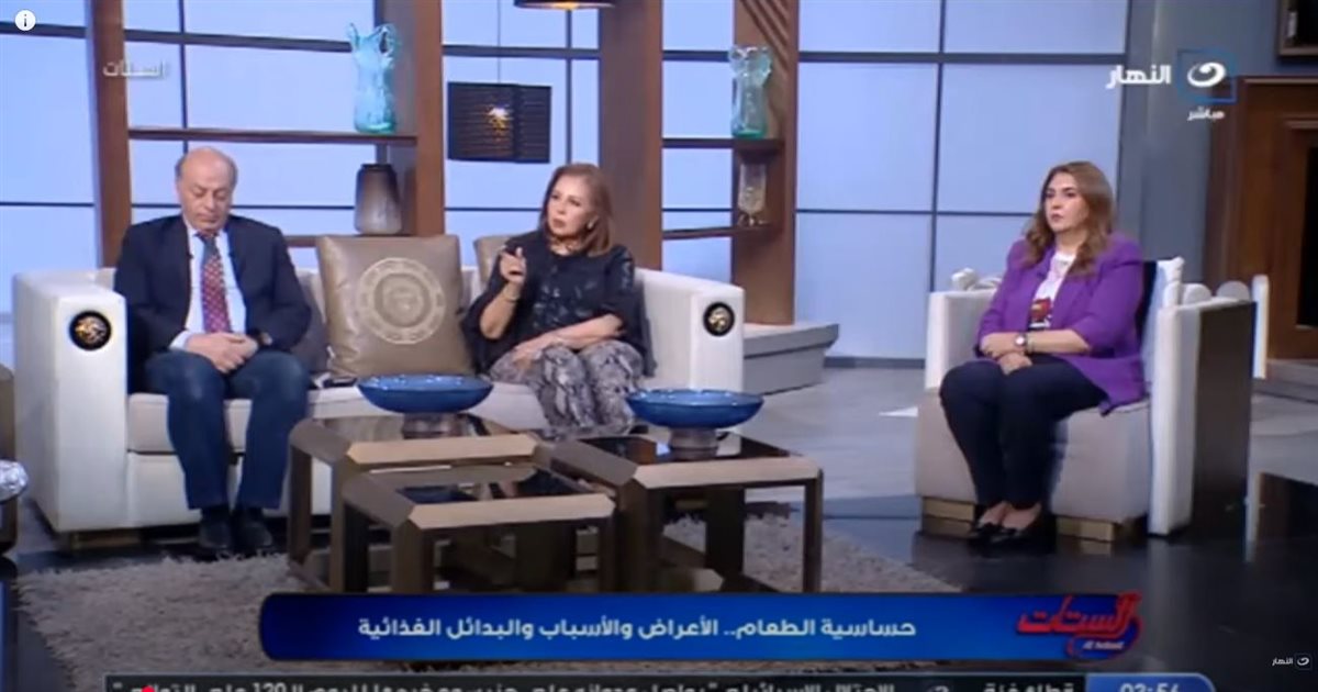 <strong>الدكتور علا رجب </strong>