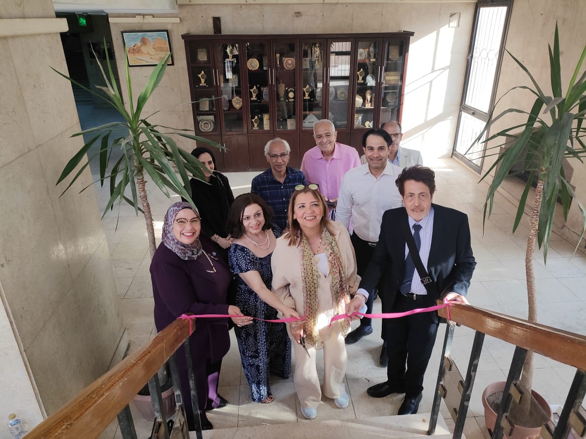 رئيس أكاديمية الفنون الدكتور غادة جبارة
