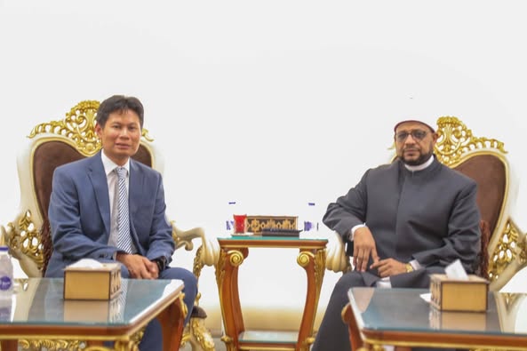 أمين «البحوث الإسلامية» يستقبل سفير سلطنة بروناي