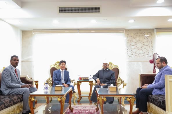 الأمين العام لمجمع البحوث