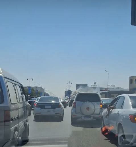 <strong>حريق سيارة ملاكي بمصر الجديدة</strong>