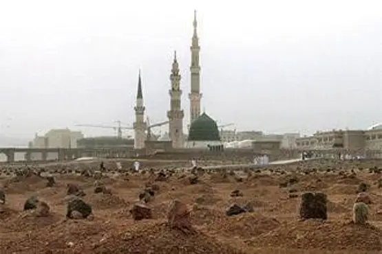 الدفن في مكة والمدينة وحسن الخاتمة