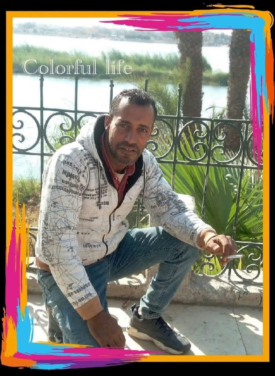أحمد أنقذ ٣ عمال من الموت مختنقين