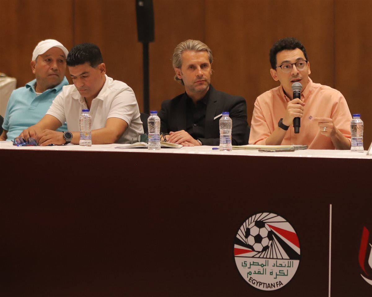 بحضور حسن شحاتة ومحسن صالح.. انطلاق ورشة عمل مسابقات الناشئين