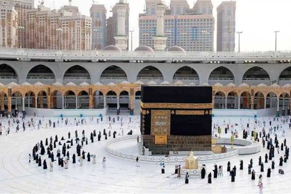 الطواف في العمرة