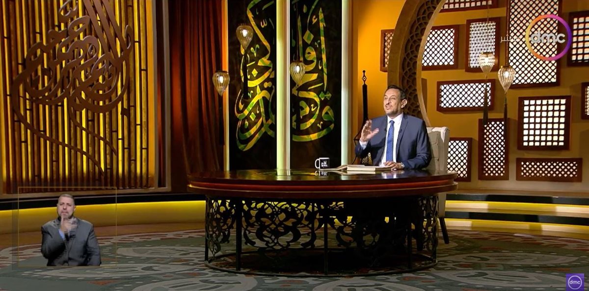 <strong>الشيخ رمضان عبد المعز </strong>