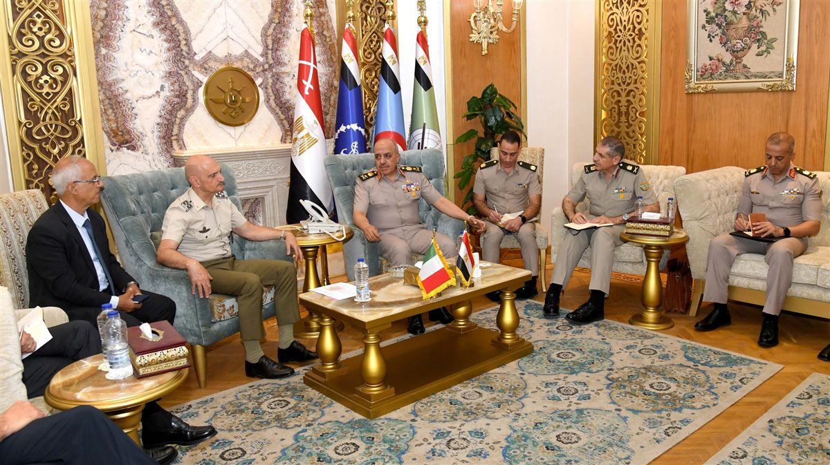 جانب من لقاء القوات المسلحة المصرية والإيطالية