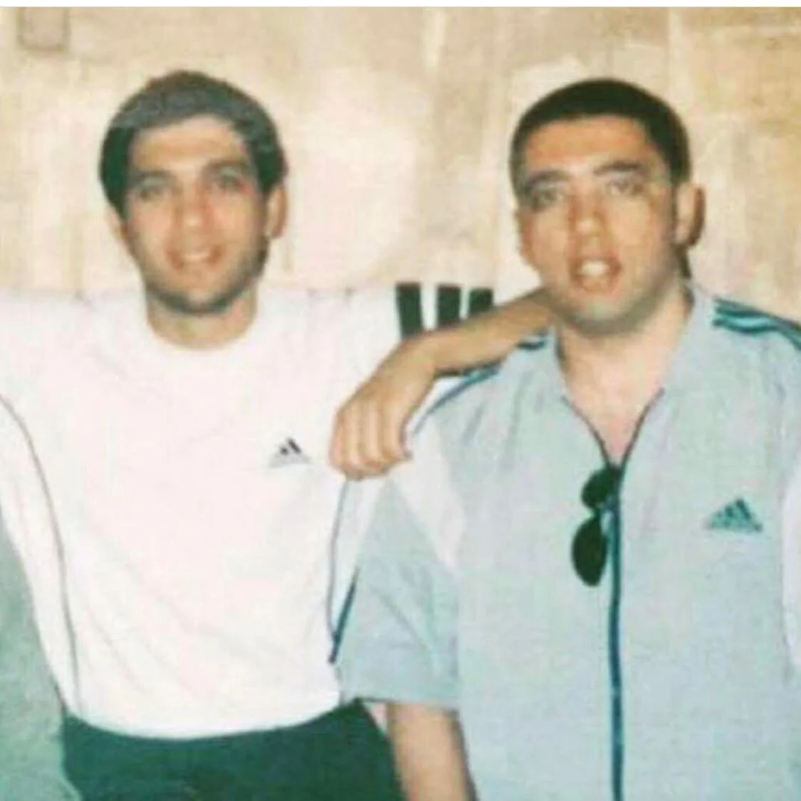 حسن الرداد وشقيقه فادي