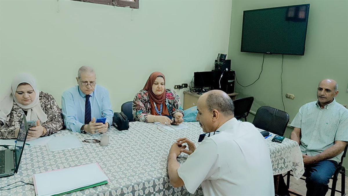 قبيصي يتابع لجان امتحانات الشهادة الإعدادية في مادة اللغة العربية من غرفة العمليات الرئيسية بالمديرية