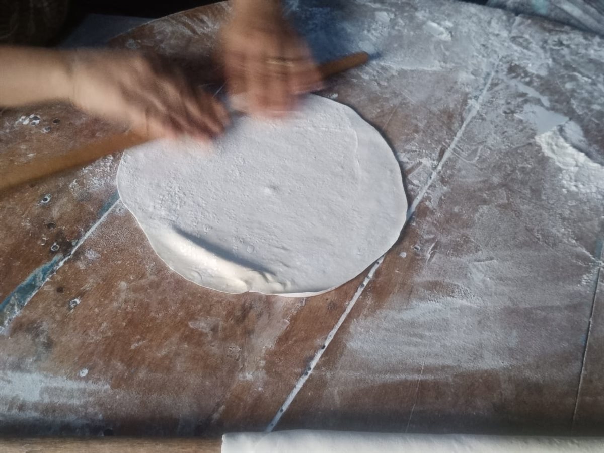 موسم الرقاق.. صانعات البهجة على الموائد فى العيد الاضحى المبارك بالفيوم.. من 8 الصبح لنص الليل فى صناعتة