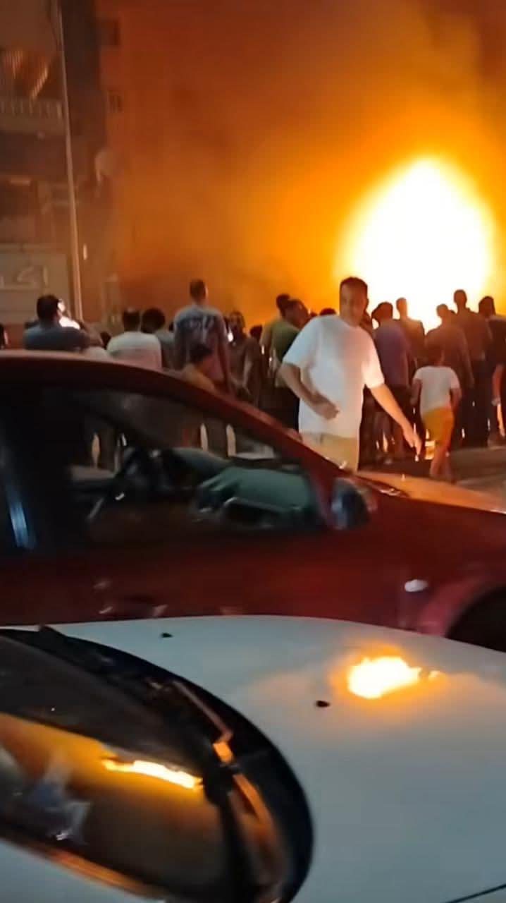 انتشار النيران بشكل سريع