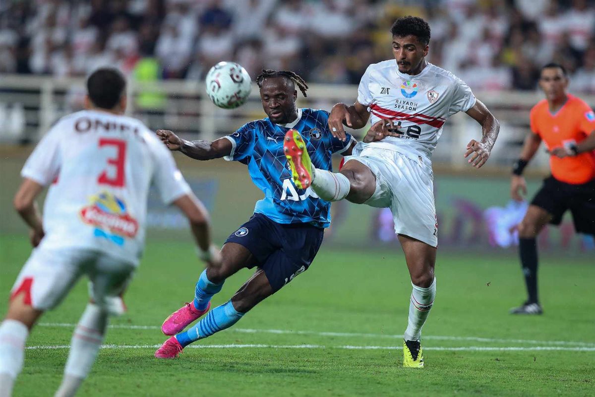 <strong>الزمالك وبيراميدز</strong>