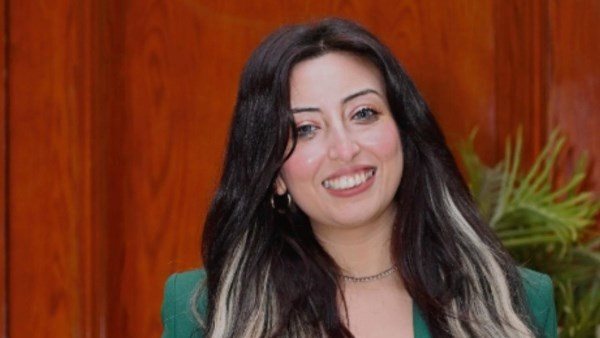 الدكتورة مونيكا وليم الكاتبة والباحثة في العلاقات الدولية