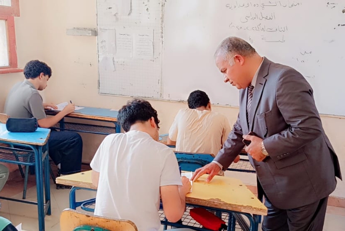 قبيصي: يتابع ختام امتحانات الشهادة الإعدادية ورسالة شكر لرؤساء اللجان والمعلمين الشرفاء بالفيوم