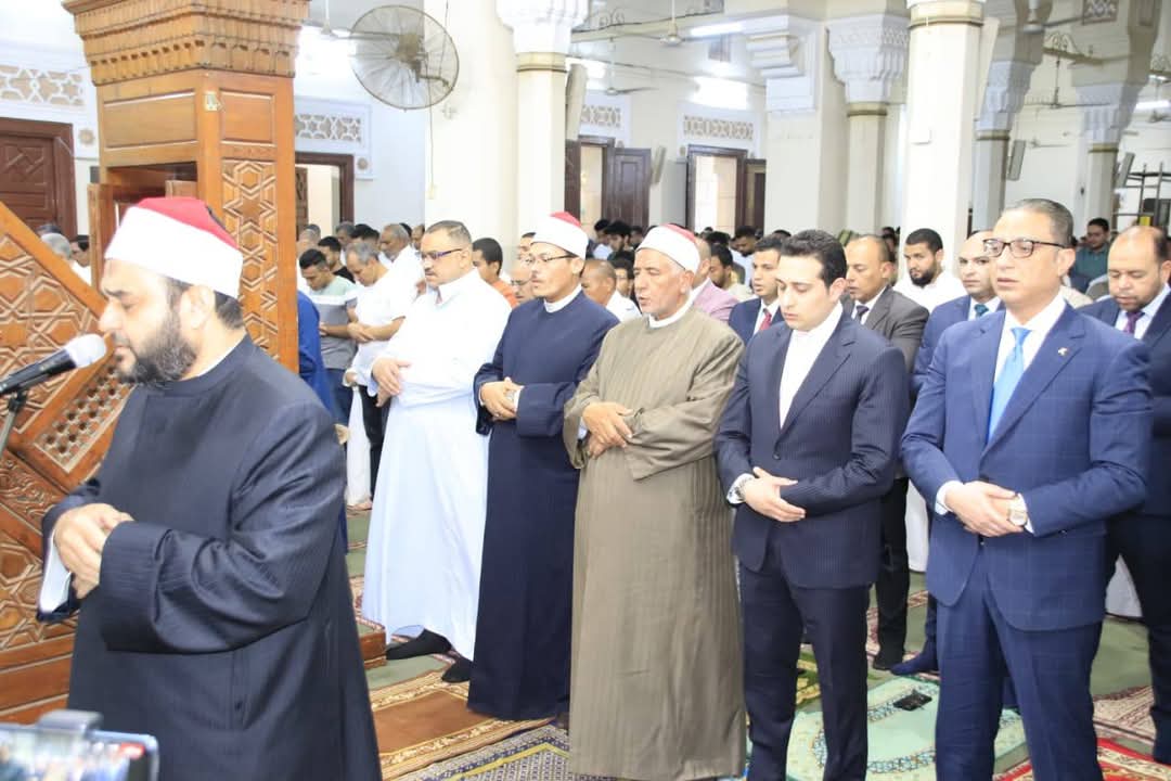 وكيل أوقاف بالفيوم بصلاة العيد ضرورة صلة الرحم وإدخال الفرحة والسرور على قلوب المساكين والفقراء
