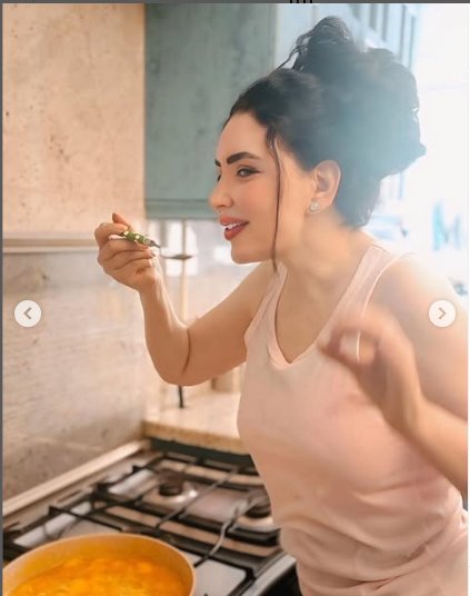 أول رد من الفنانة عبير صبري بعد أخبار انفصالها.. بـ