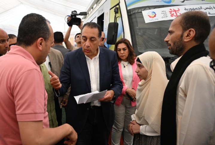 مواطن لرئيس الوزراء: