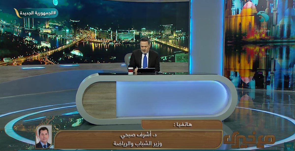 الإعلامي خيري رمضان