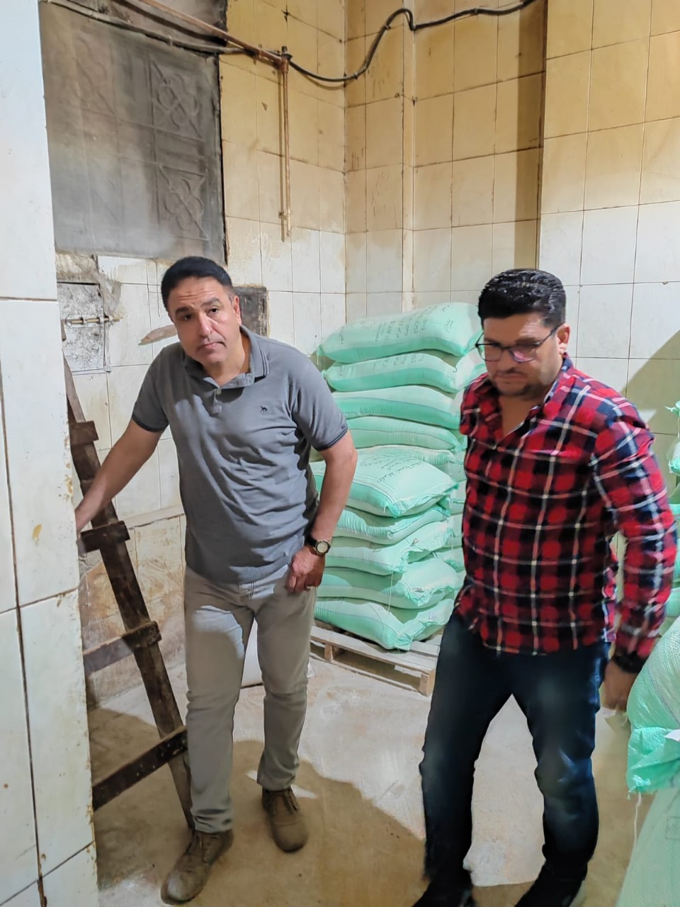 محافظ الفيوم يتابع جهود مديرية التموين والتجارة الداخلية لضبط الأسعار ومراقبة الأسواق<br>
