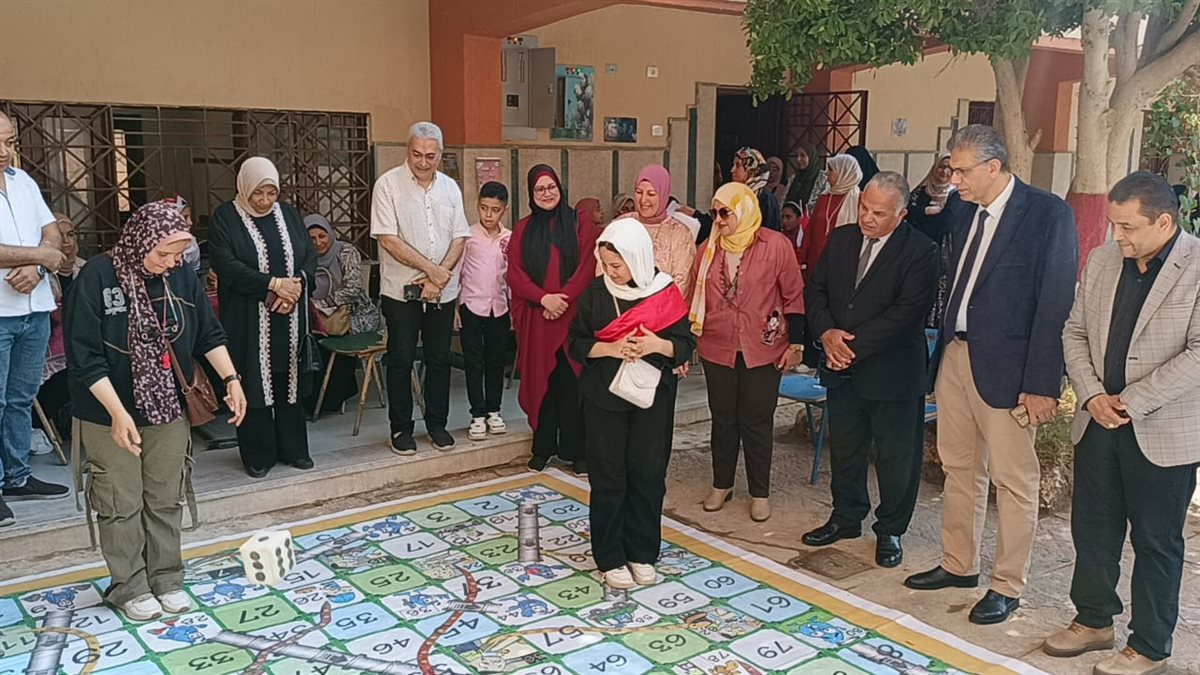 مدير تعليم الفيوم يشهد فعاليات النشاط الصيفي بمدرسة فاطمة الزهراء الإعدادية 🇪🇬 🇪🇬