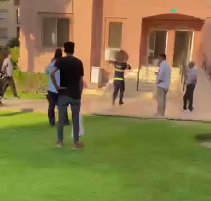 حريق في شقة بكومبوند راقٍ بالرحاب بسبب “مكواة”
