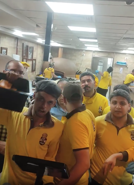 <strong> الاعتداء على عميل بمطعم 