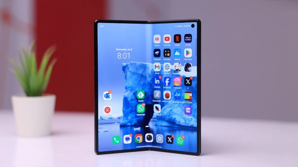<strong>هاتف فيفو X Fold 3 Pro</strong>