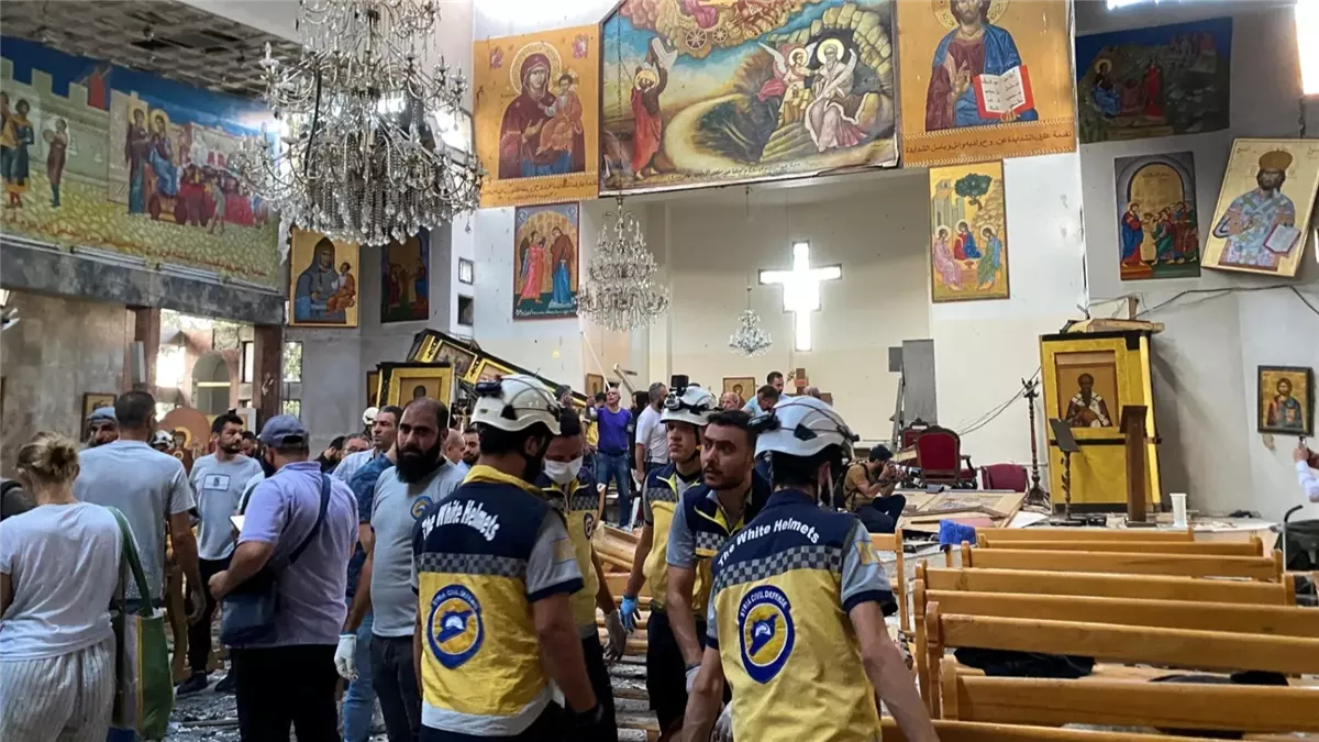 آثار الهجوم الإرهابي على كنيسة مار إلياس