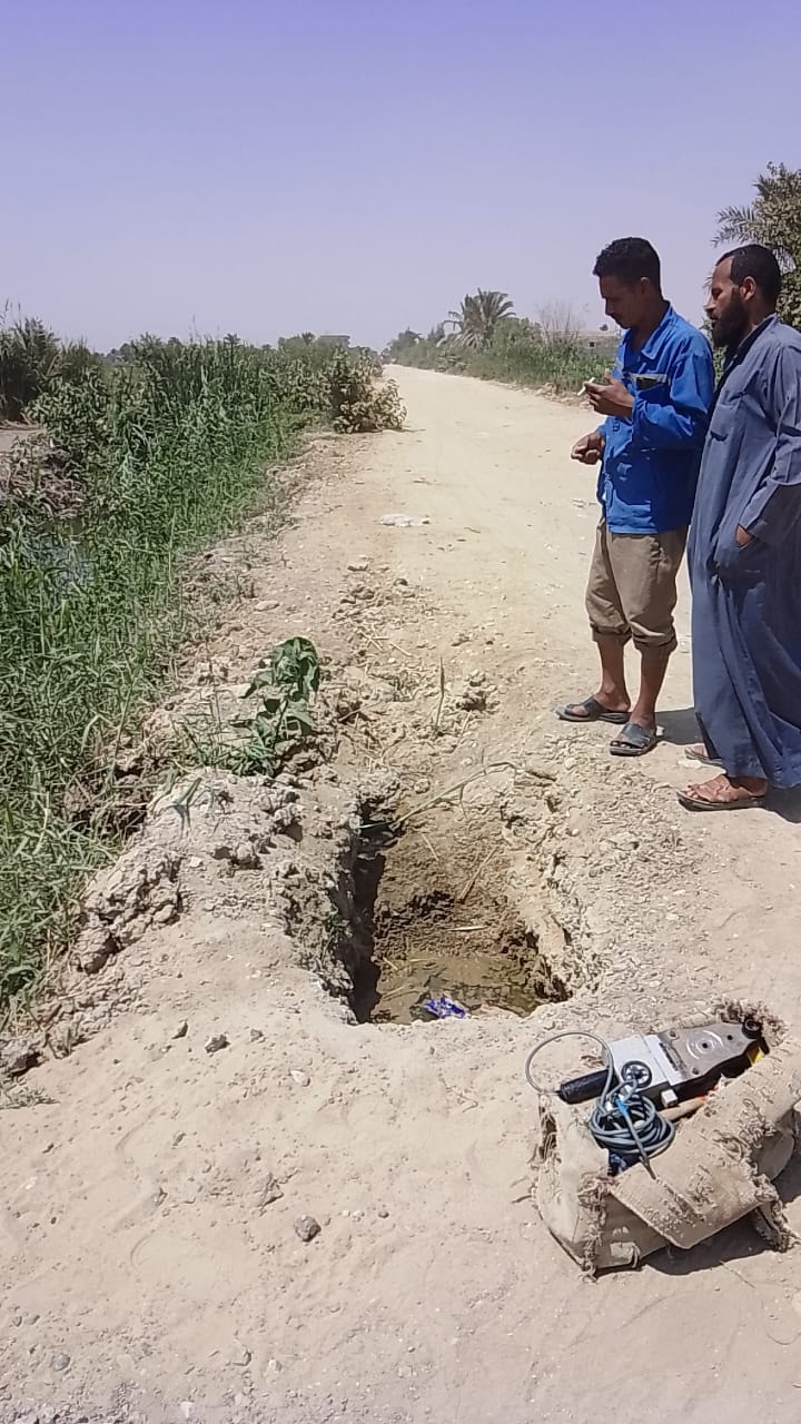 جهود ميدانية واستجابة فورية لخدمة المواطن بقرية العزيزية