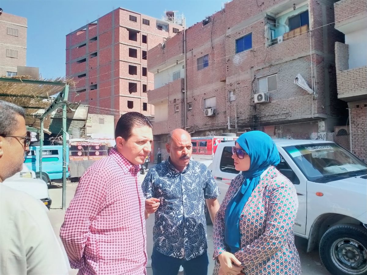رئيس مركز ابشواى تتفقد مواقف سيارات نقل الركاب ومعاينة مواقع مختلفة لوضع حلول لمشكلة المواقف