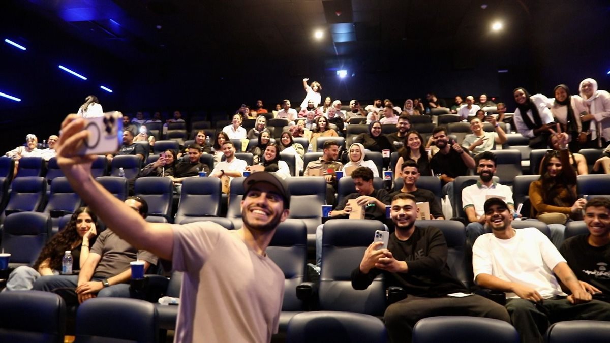مينا مسعود يزور سينمات القاهرة