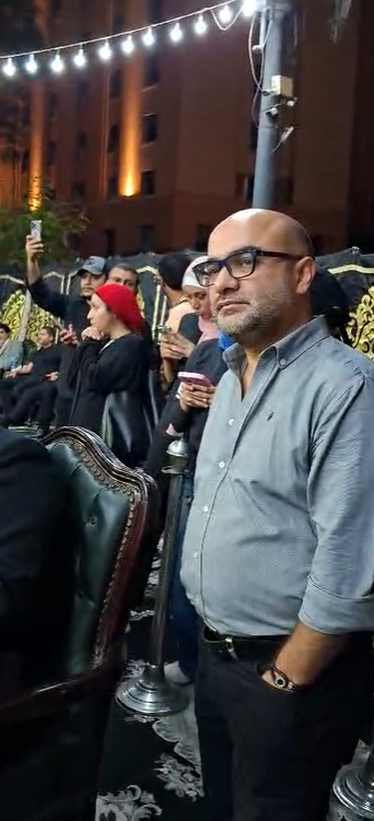 الكاتب الصحفي أحمد صبري في عزاء والد تامر عبدالمنعم