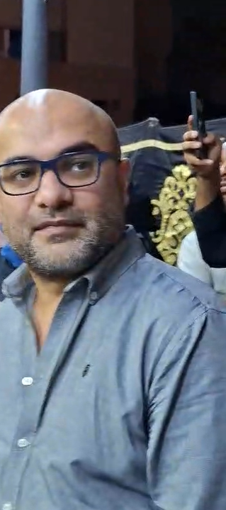 الكاتب الصحفي أحمد صبري في عزاء والد تامر عبدالمنعم