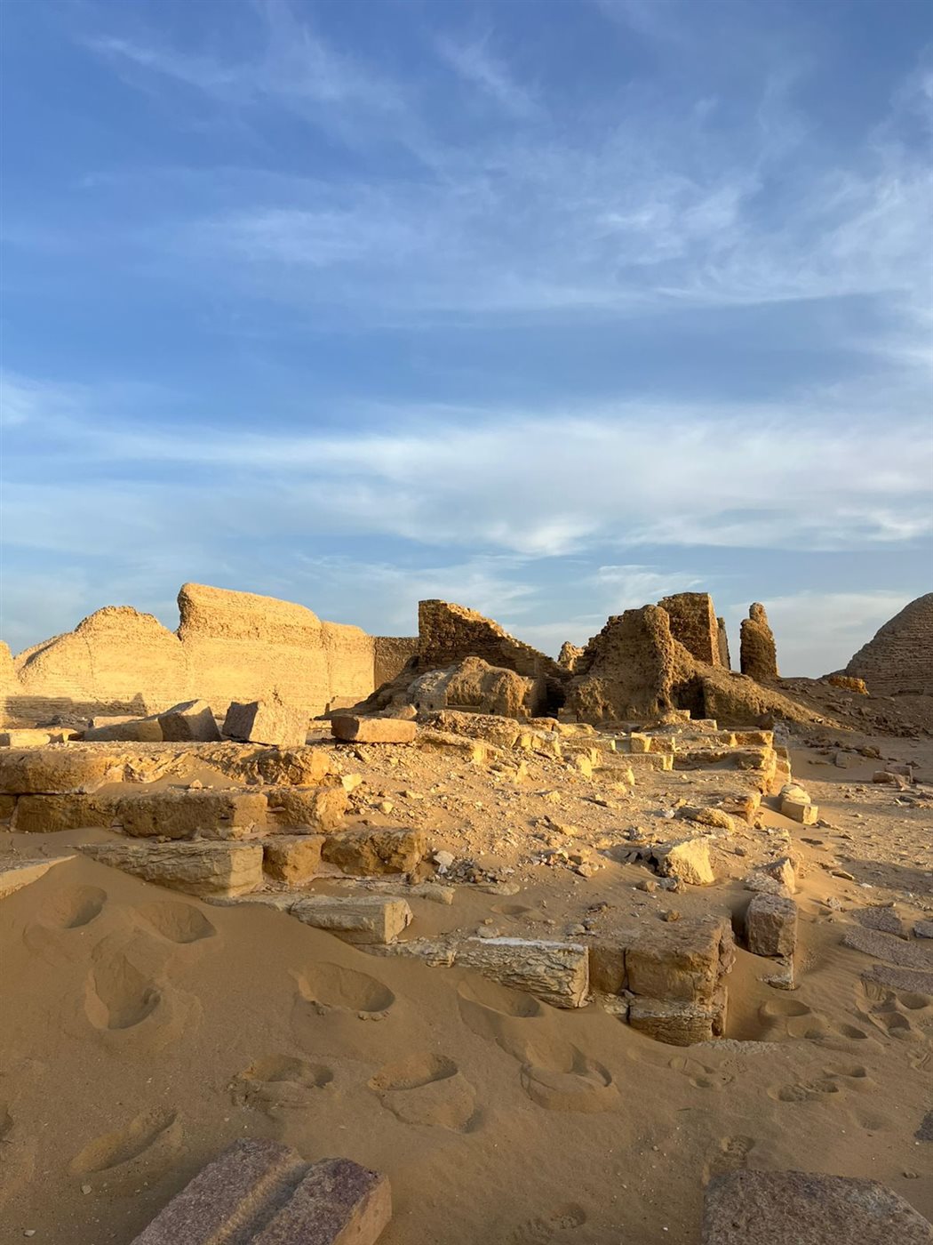 27 سبتمبر : أفتتاح معرض اثار ديميه السباع فى المتحف المصرى