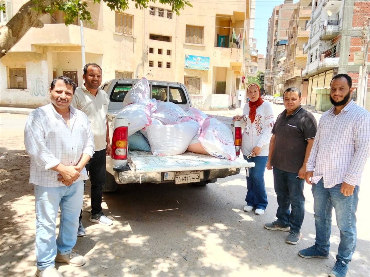 ضبط 53 عبوة مستحضرات تجميل الأنواع منتهية الصلاحية مجهولة المصدر بالفيوم