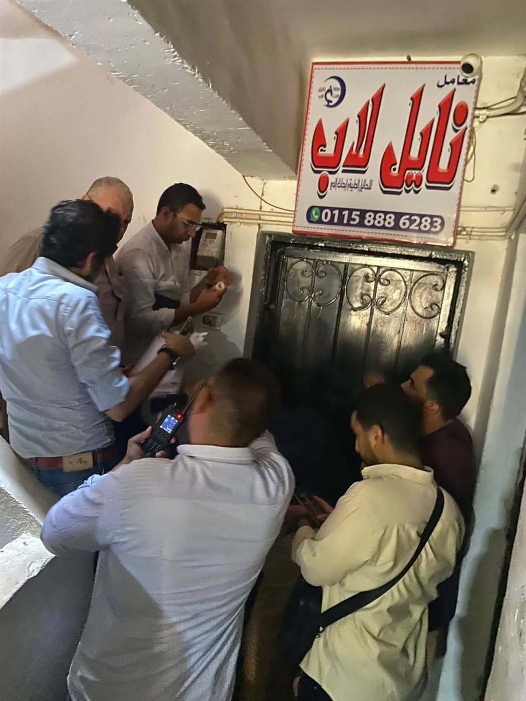 غلق معمل مخالف 