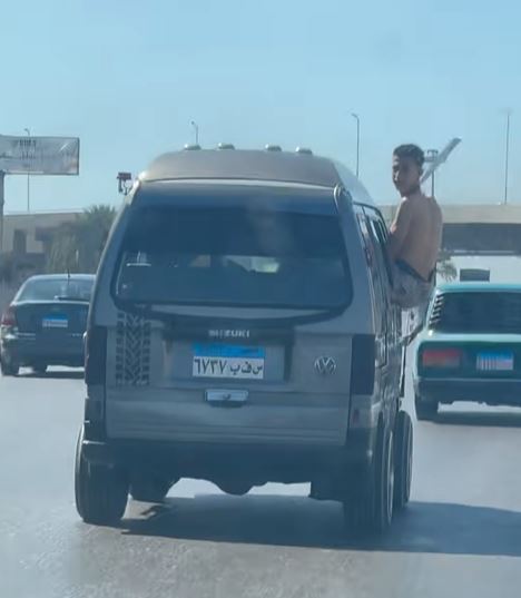 جانب من الفيديو
