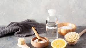 <strong> طرق ازالة بقع العرق الصفراء على الملابس</strong>