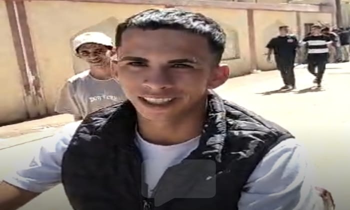 طلاب الثانوية الأزهرية بالفيوم: امتحان الجغرافيا جاء سهلاً ومنسجماً مع المنهج.. ارتياح عام بين الطلاب بعد انتهاء لجنة الامتحان