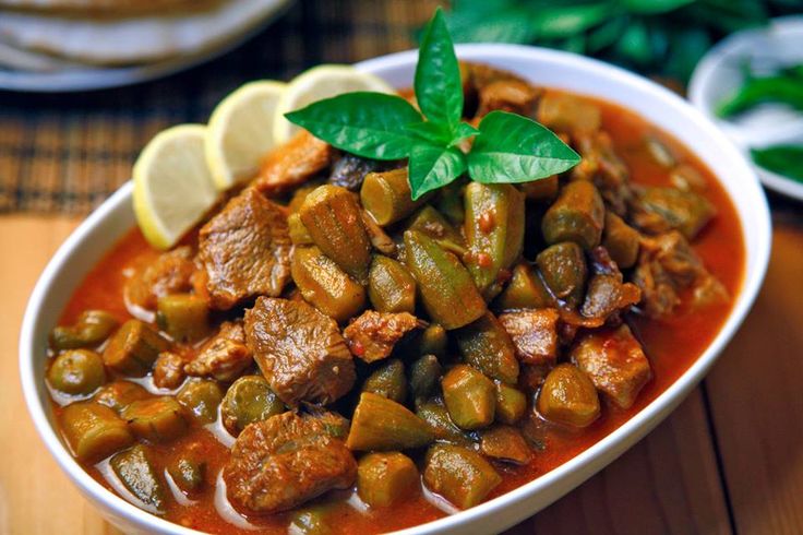 طاجن البامية باللحمة