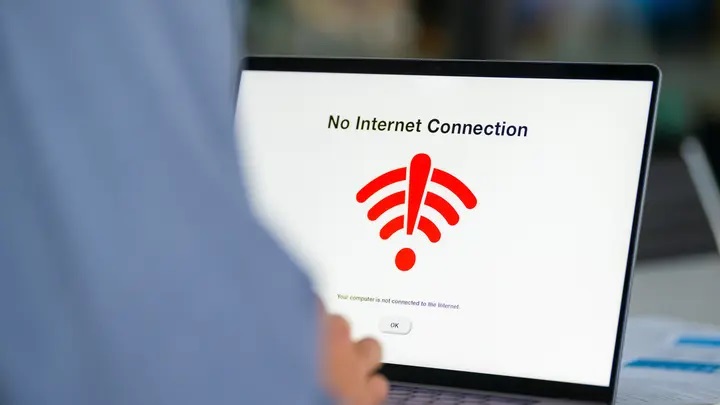 <strong>عودة بعض خدمات الاتصالات والإنترنت بعد حريق سنترال رمسيس</strong>
