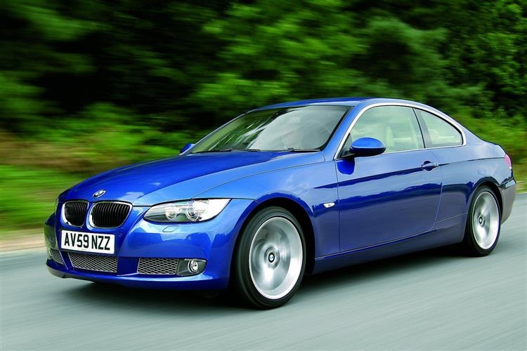 <strong>بي إم دبليو 3-Series</strong>
