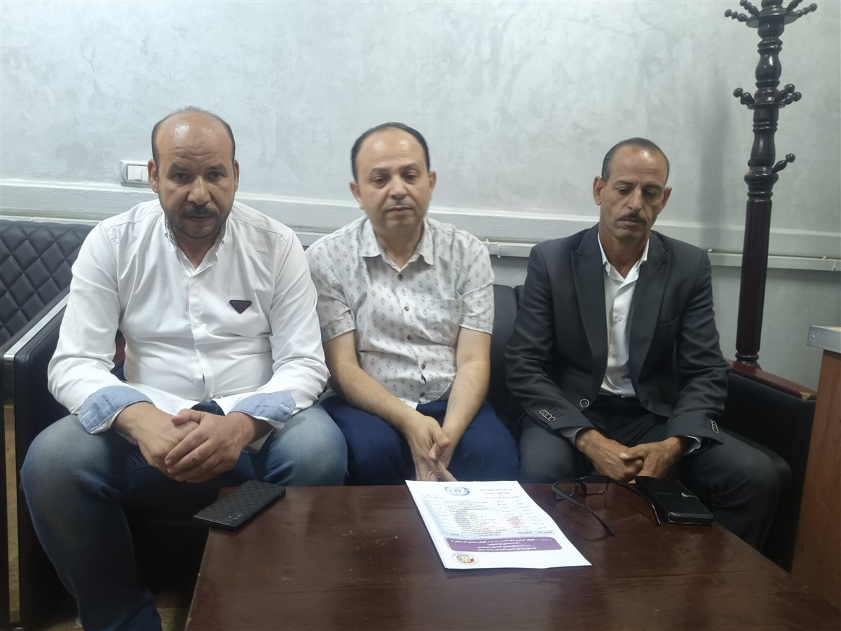 لجنة تلقى طلبات المرشحين