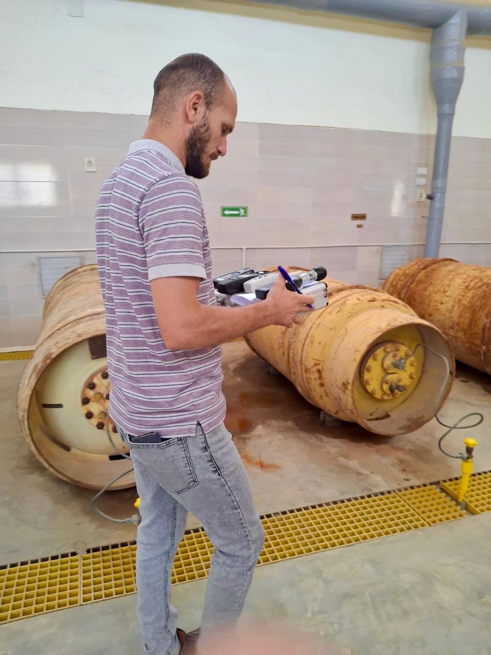 مياه الفيوم” تبدأ تطبيق القياسات البيئية لتحسين بيئة العمل وجودة التشغيل بالمحطات