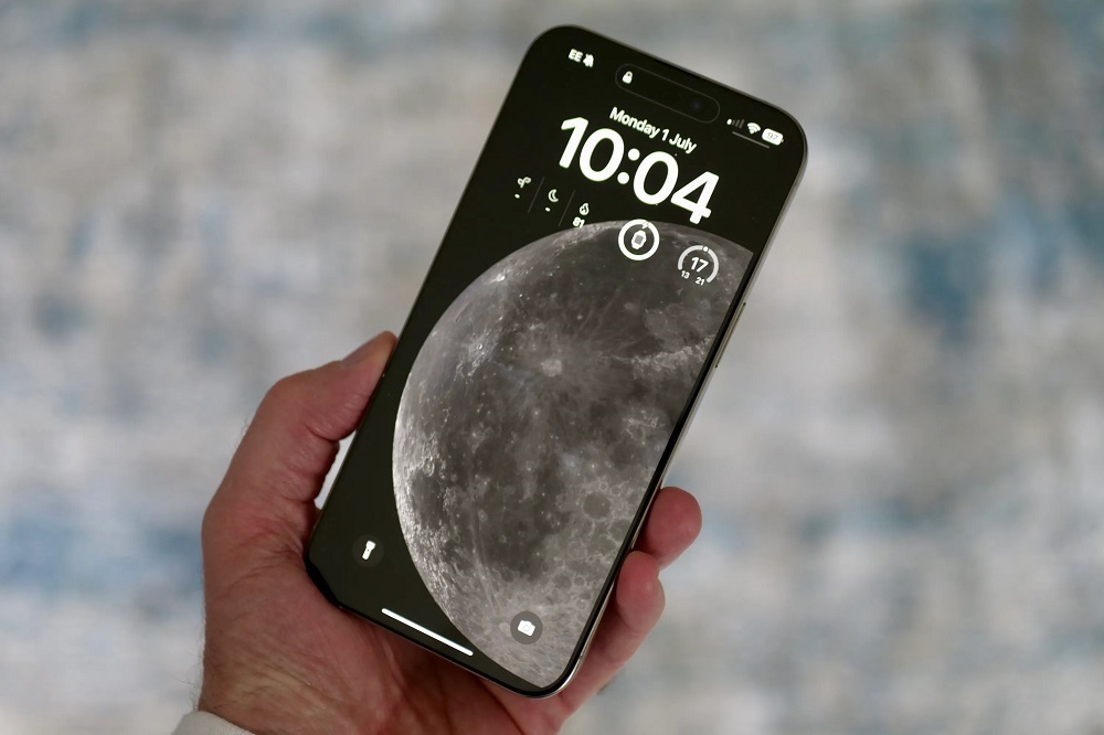 <strong>iPhone 15 Pro Max</strong>